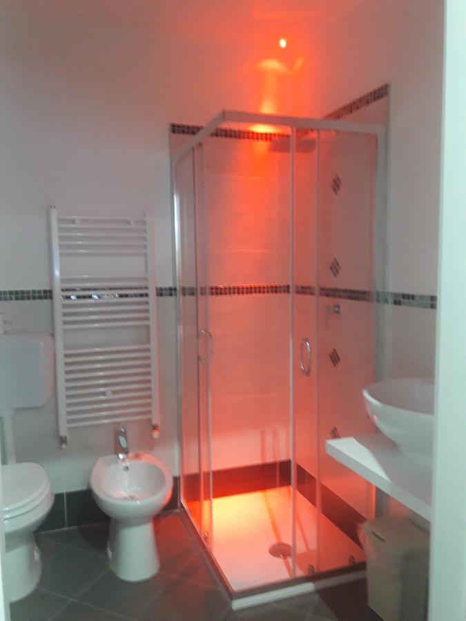 Dolce Vita Lovely Suites Cavriago Bagian luar foto